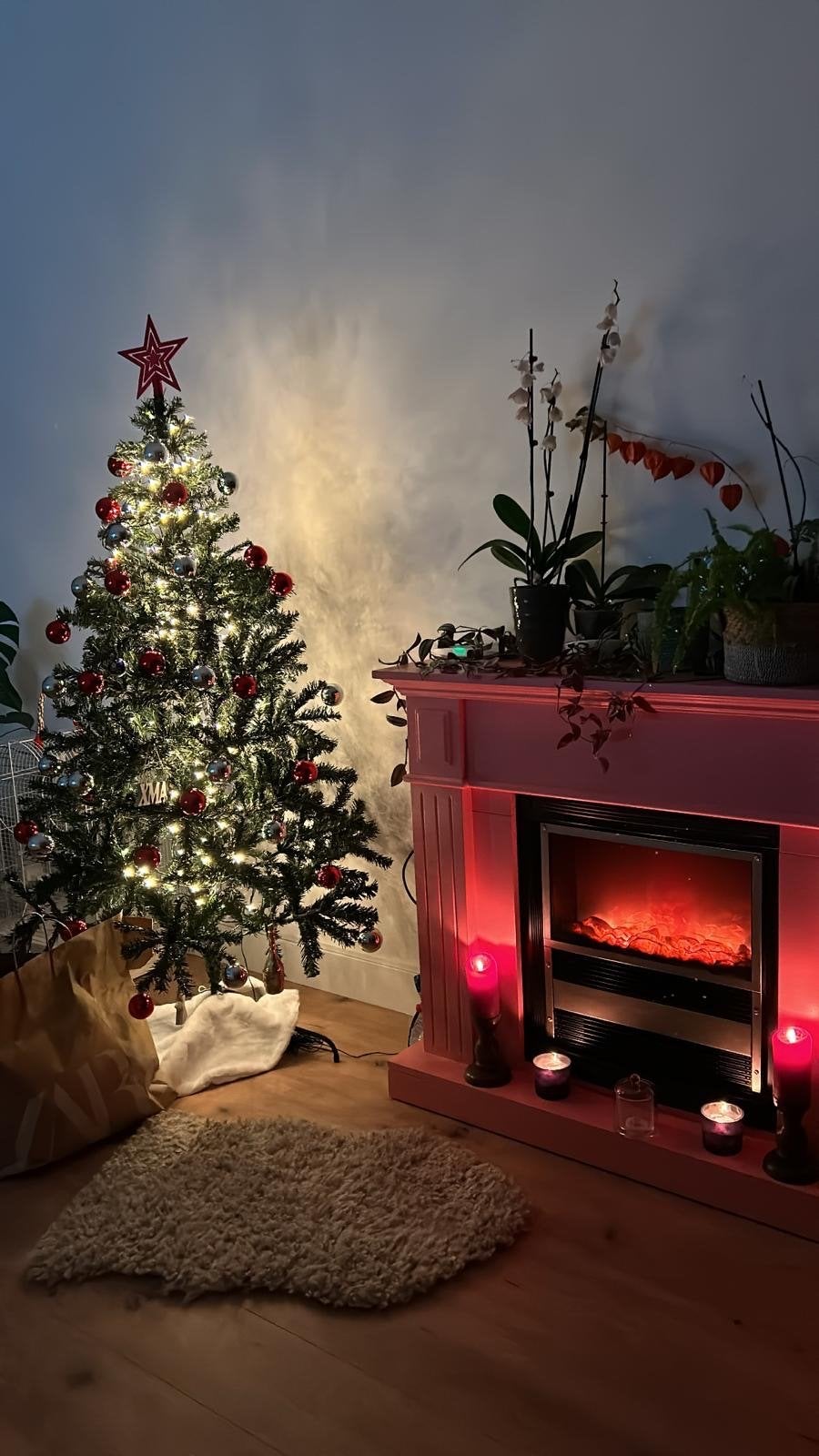 Wood fireplace with electric heater, Ophalen, Zo goed als nieuw, Vrijstaande haard, Elektrische haard