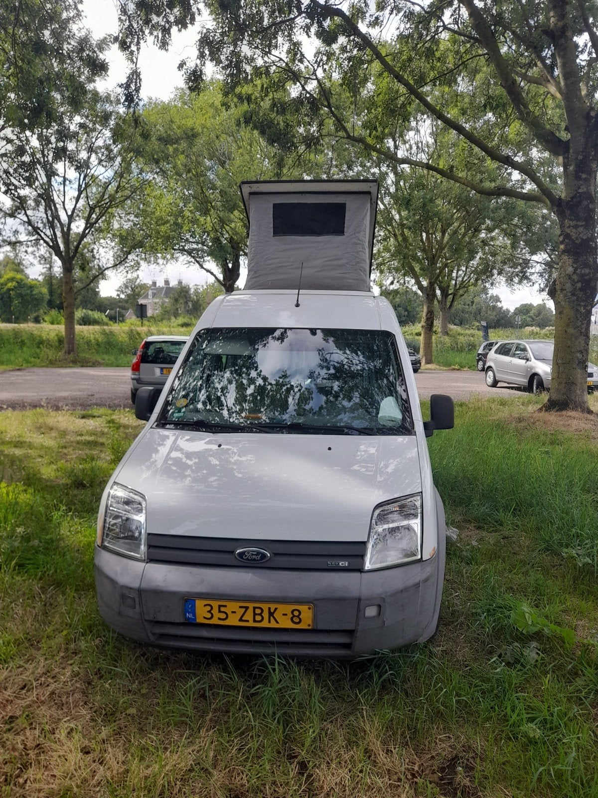 Compacte Ford Transit Connect Camper met hefdak, Chemisch toilet, Buscamper of Camperbus, Dakluik, Ford