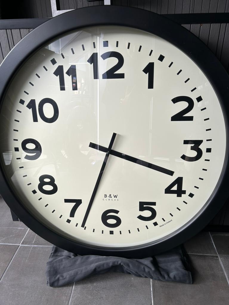 Grote klok, Huis en Inrichting, Woonaccessoires | Klokken, Ophalen, Wandklok