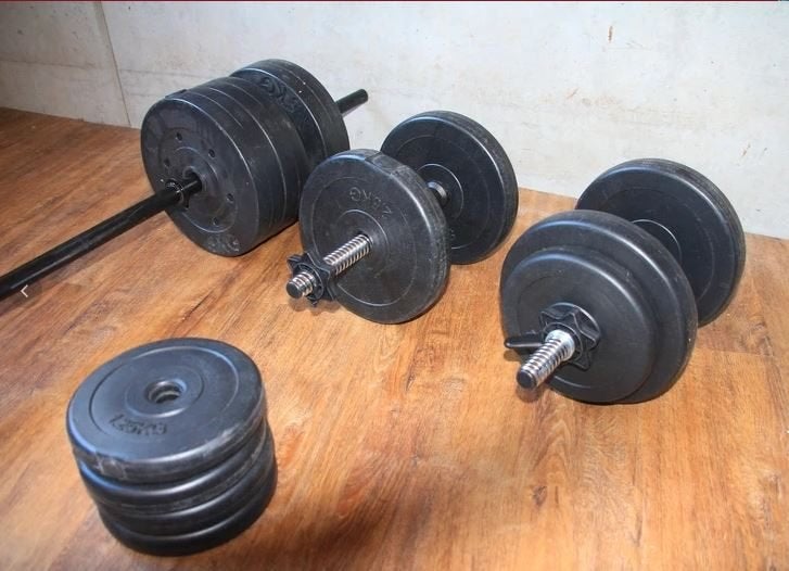 Complete Halterset & Dumbbellset, Sport en Fitness, Fitnessmaterialen, Ophalen of Verzenden, Zo goed als nieuw, Dumbbell