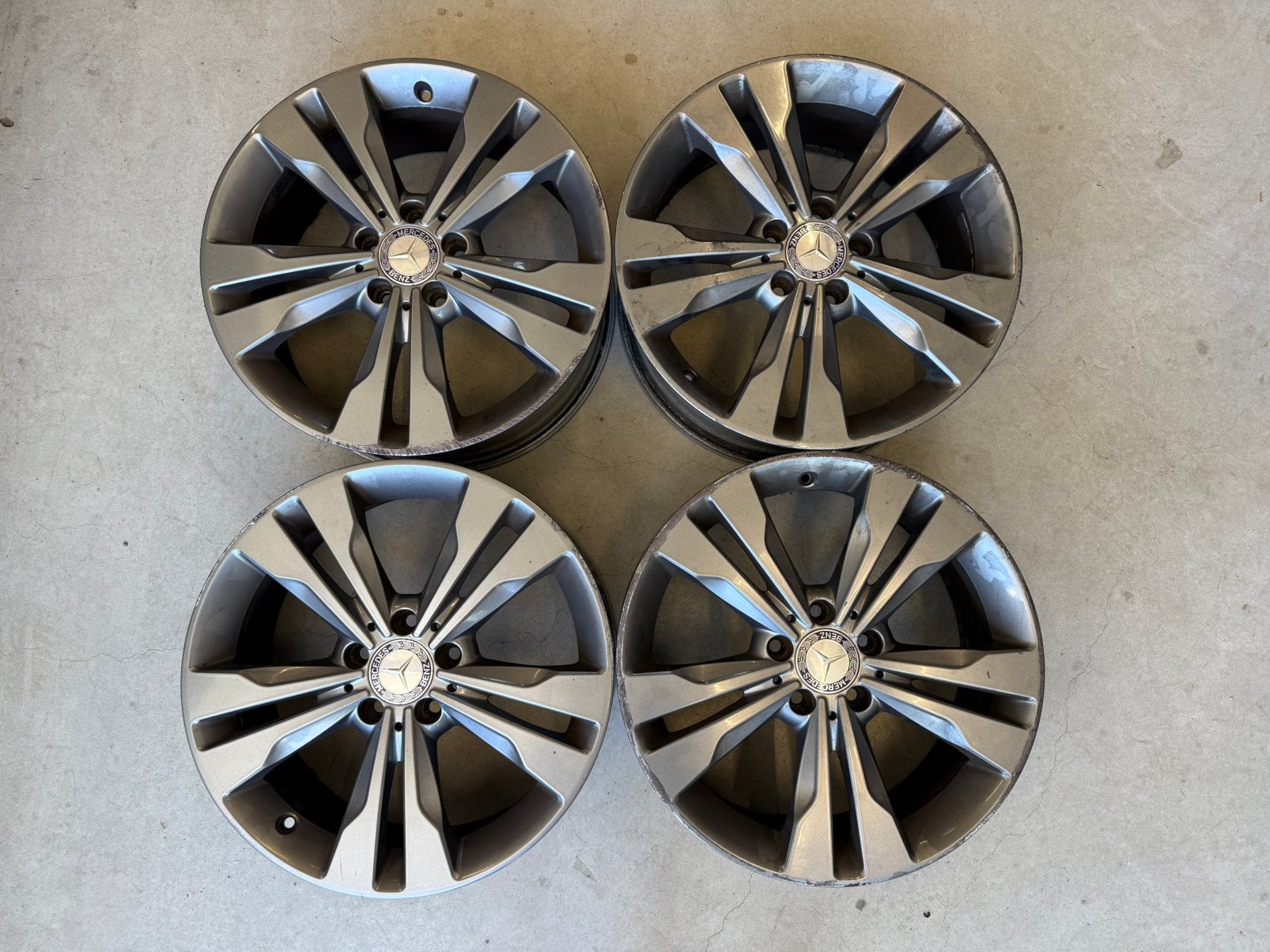 Setje Originele 18” Mercedes/Benz CLA A B Velgen, Auto-onderdelen, Banden en Velgen, Ophalen, 18 inch, Gebruikt, Velg(en)
