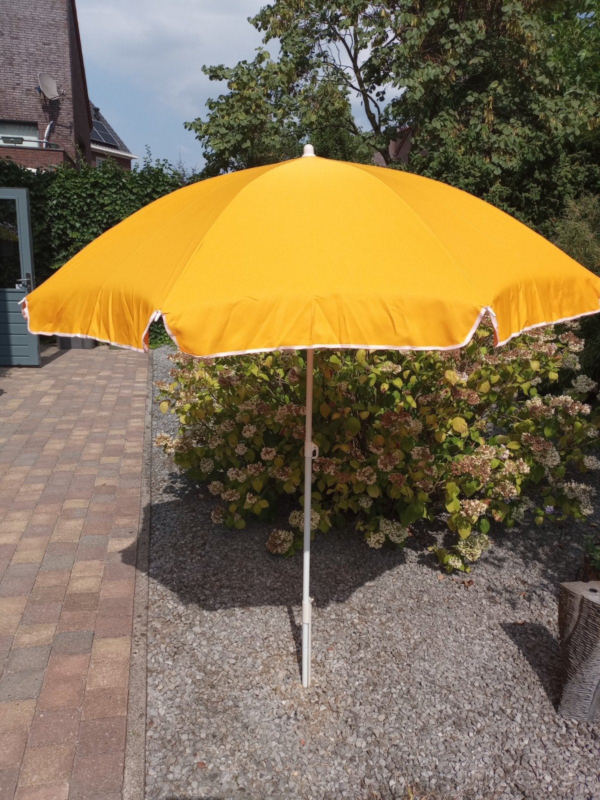 Strandparasol 160cm doorsnede, 180-200cm hoog met haring, Ophalen, Gebruikt, 1 tot 2 meter, Strandparasol