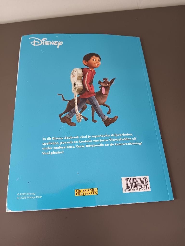 Disney doeboek met strips puzzels en spelletjes, Ophalen of Verzenden, Gelezen, Sprookjes