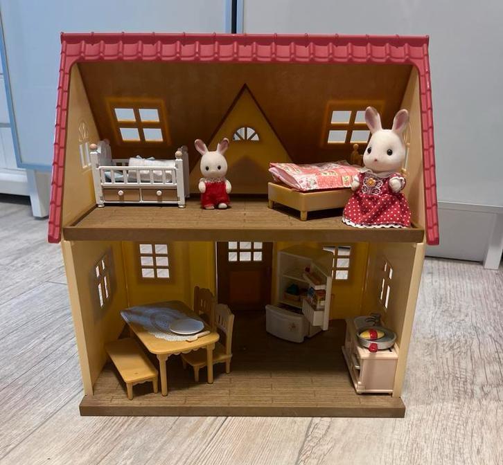 Sylvanian Families Startershuis+Meubels+Konijnen (1901), Ophalen of Verzenden, Gebruikt, Poppenhuis