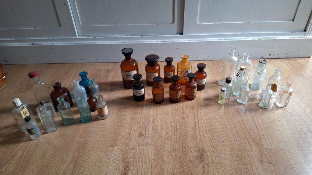 Partij oude glaswerk, apothekers en divers, Ophalen of Verzenden