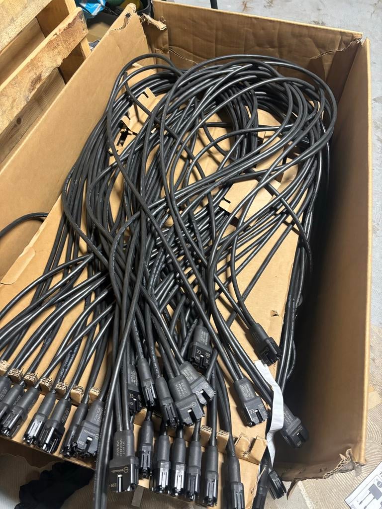 ENPHASE IQ7A IQ8MC IQ8AC IQ8HC Q RELAY Q KABEL METERED COMPL, Ophalen of Verzenden, Enphase, Enphase, Enphase