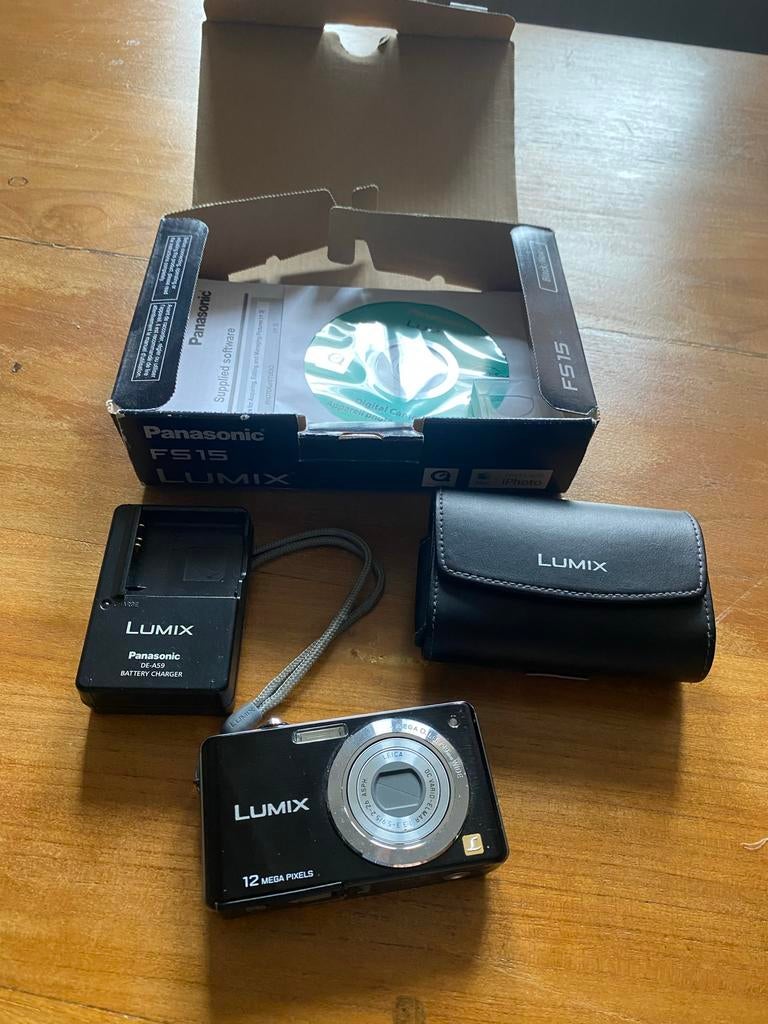 Panasonic Lumix F515, 12 Megapixel, Compact, Ophalen of Verzenden, Zo goed als nieuw