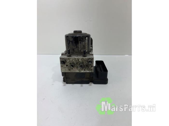ABS Pomp van een Volkswagen Transporter, Gebruikt, -, Volkswagen, -