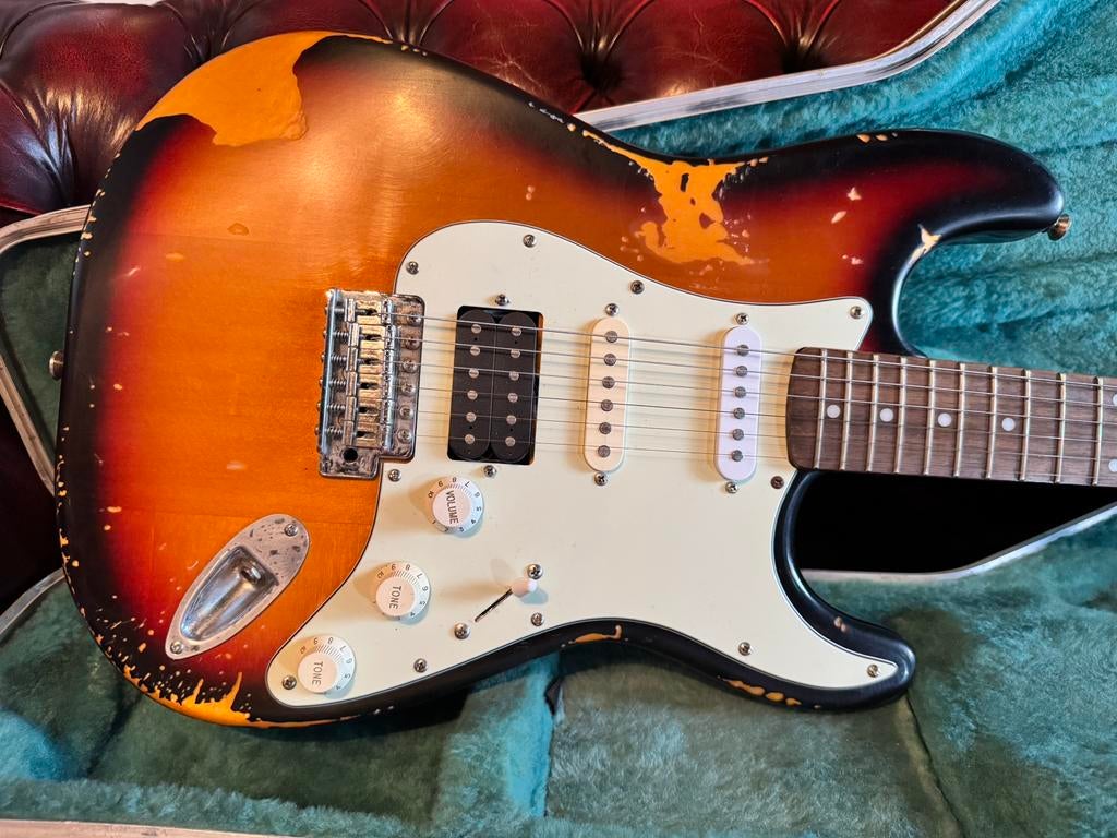 Je eigen (bas) gitaar relic laten maken? Dat kan🎸🔥, Muziek en Instrumenten, Snaarinstrumenten | Gitaren | Elektrisch, Ophalen of Verzenden