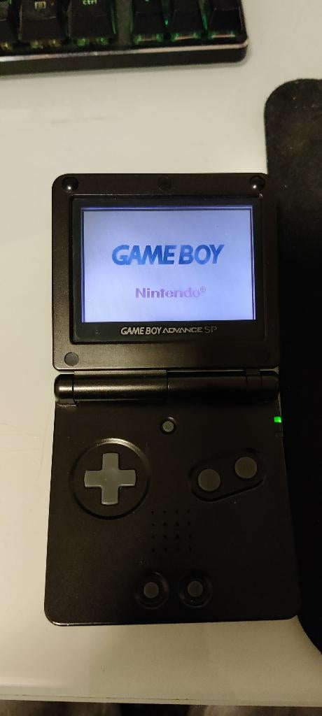 Gameboy advance SP zwart, Spelcomputers en Games, Spelcomputers | Nintendo Game Boy, Ophalen of Verzenden, Zo goed als nieuw, Game Boy Advance SP
