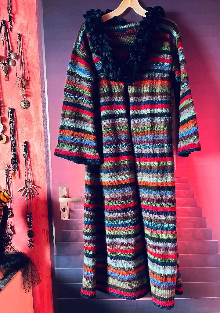 Kleurige lange hippie vest/mantel Ibiza style 38/40 nu 135€, Maat 38/40 (M), Overige kleuren, Nieuw, Ophalen of Verzenden