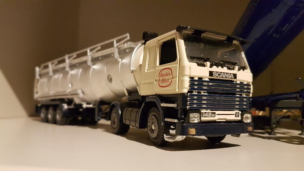 Scania Tankwagen, Hobby en Vrije tijd, Modelauto's | 1:50, Ophalen of Verzenden, Zo goed als nieuw, Bus of Vrachtwagen, Tekno