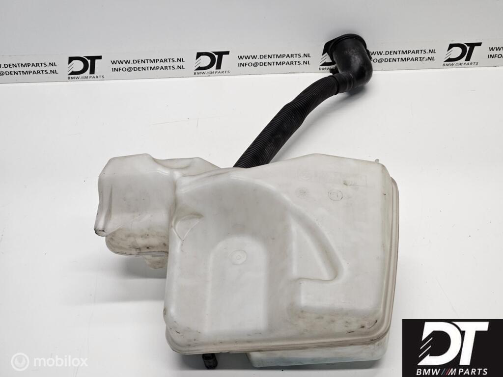 Ruitensproeiertank BMW 5-serie E60 M5 E63 M6 61667896393, Gebruikt, Ophalen of Verzenden, BMW