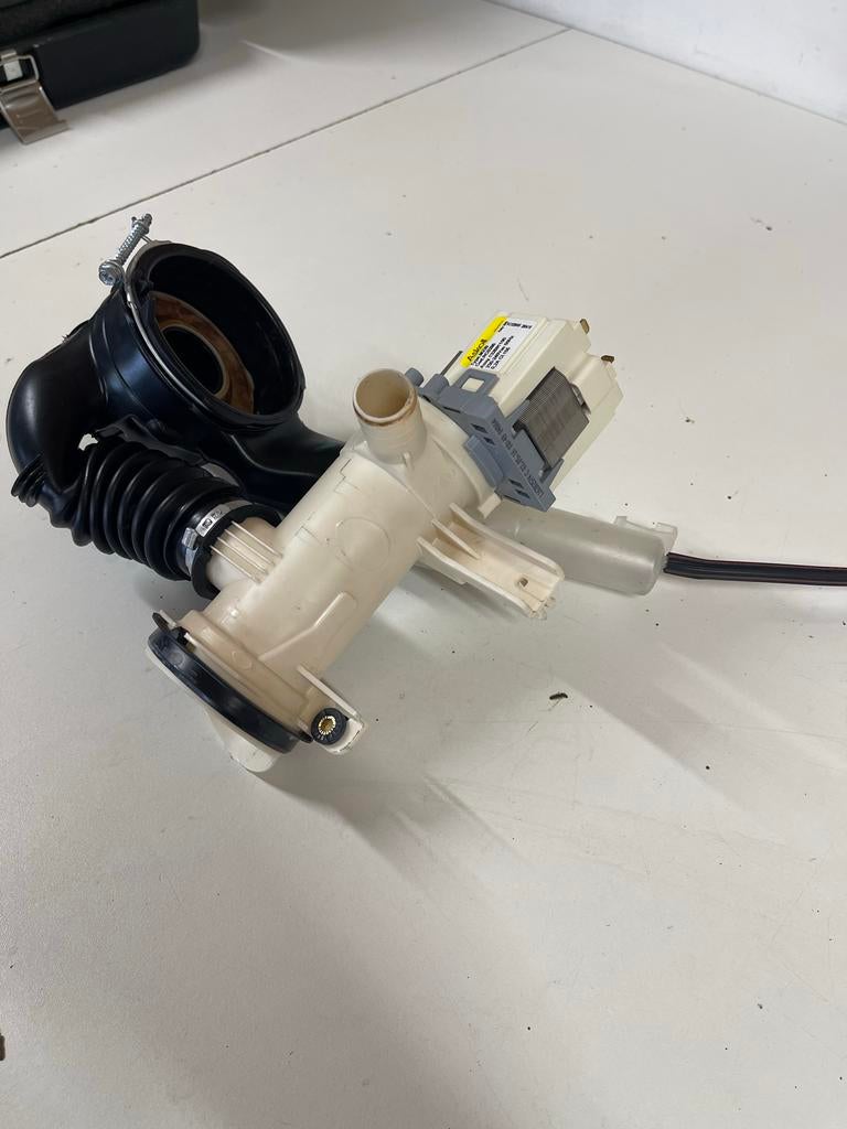 Afvoerpomp AEG L76472FL Wasmachine Compleet, Ophalen of Verzenden, Gebruikt