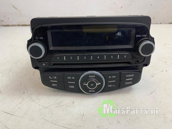 Radio CD Speler van een Opel Corsa, Gebruikt, -, -, Opel