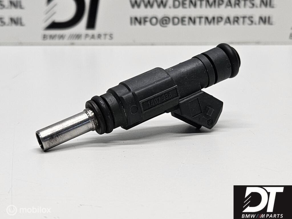 Injector BMW M5 E39 S62 V8 S62B50 13641407938, Auto-onderdelen, Brandstofsystemen, BMW, Gebruikt, Ophalen of Verzenden