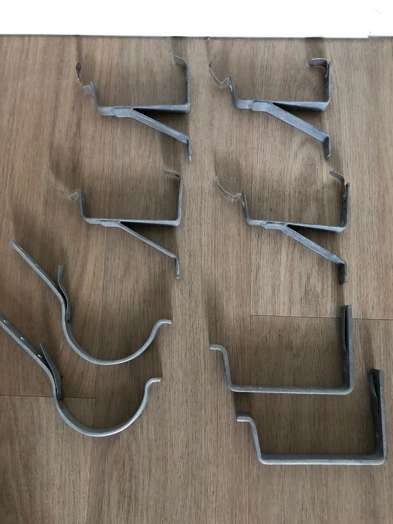 Dakgoot beugels, Ophalen, Zo goed als nieuw, 250 mm of meer