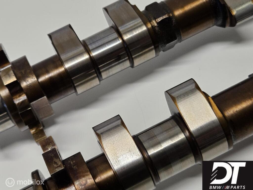 Nokkenas set BMW M5 E60 S85 V10 S85B50 11317836125, Gebruikt, Ophalen of Verzenden, BMW