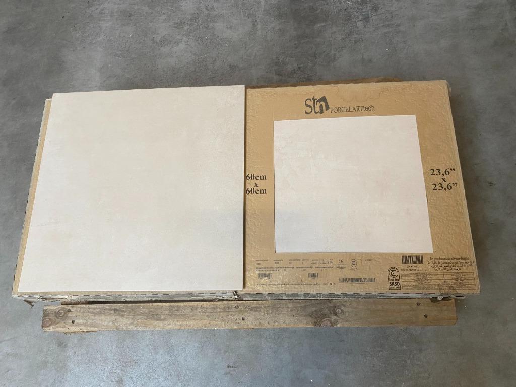 Restpartij betonlook tegels beige 60 x 60 cm uitverkoop, Ophalen, 60 cm of meer, Nieuw, 10 m² of meer