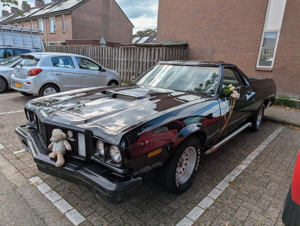 Ford ranchero 6.6 v8 1972, Automaat, Achterwielaandrijving, Overige carrosserieën, Zwart