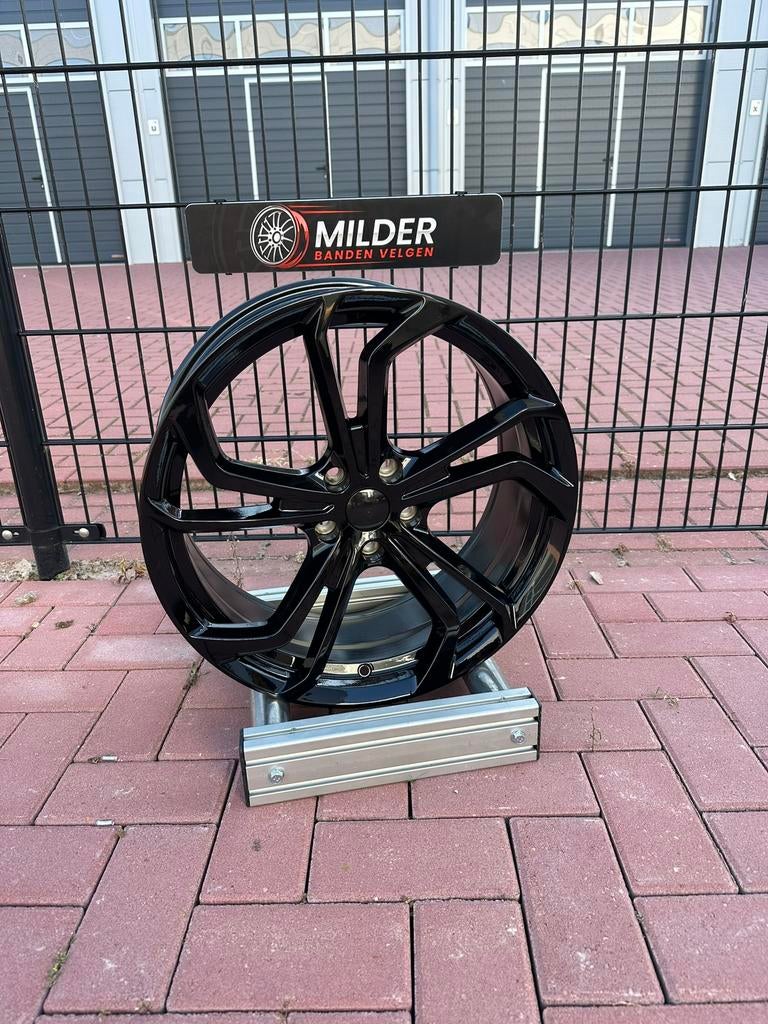 Volkswagen Reifnitz Tcr Look velgen zwart 18” 19” 5x112, 18 inch, Velg(en), Nieuw, Milder Banden en Velgen
