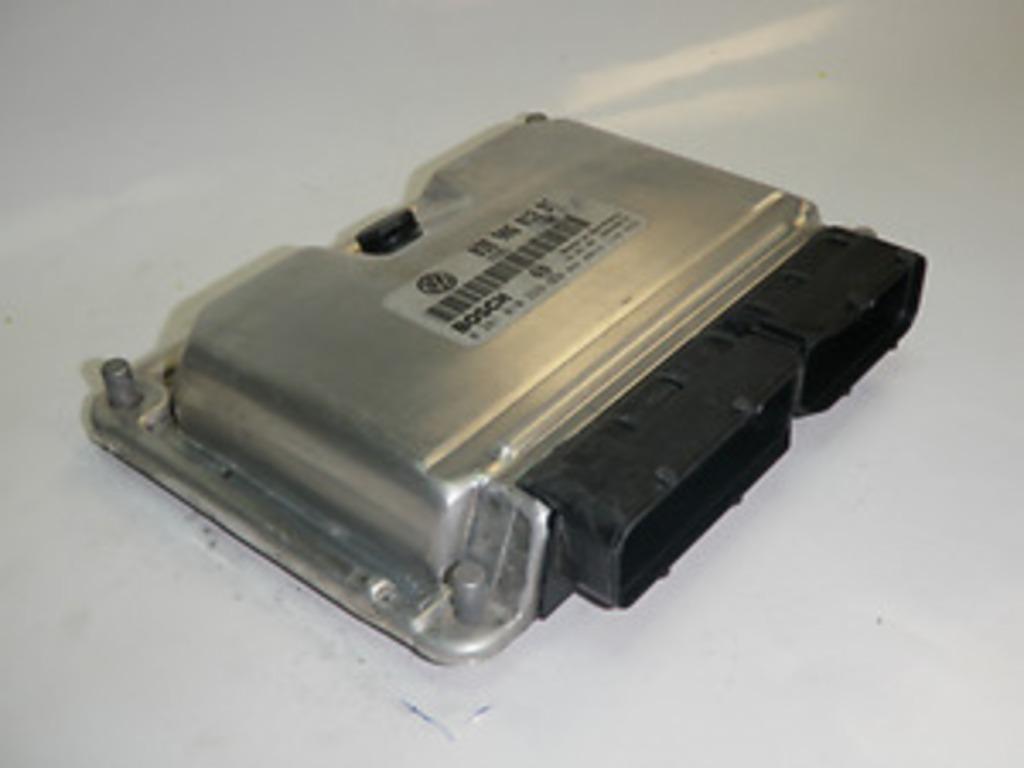 ECU herstel BOSCH 0281010250 Peugeot 206/306, Ophalen of Verzenden, Gebruikt, Peugeot