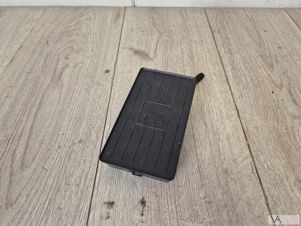 Seat Leon Ateca Arona module draadloos opladen 81a035502 €30, Auto diversen, Autoradio's, Ophalen of Verzenden, -, -, -