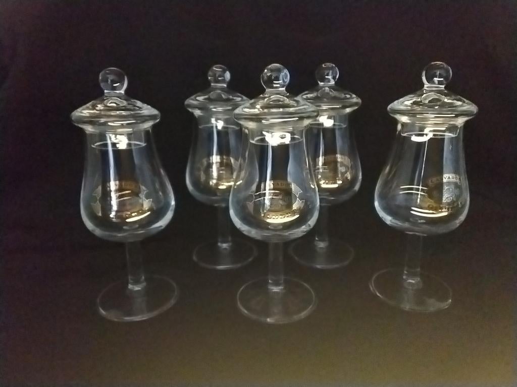 Calvados Gilbert glaasjes met deksel, 5 stuks., Antiek en Kunst, Ophalen of Verzenden