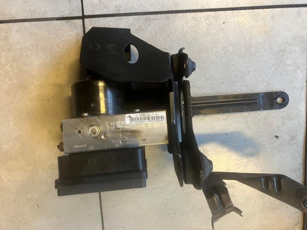 Abs pomp / esp module mercedes ml w164, Ophalen of Verzenden, Gebruikt, Mercedes-Benz