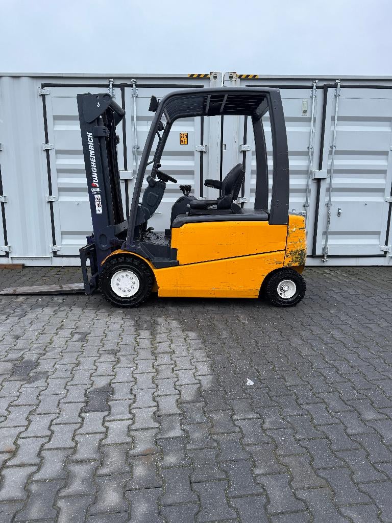 jung heinrich 3 ton triplo sideshift  zeer mooi !!!, Zakelijke goederen, Machines en Bouw | Heftrucks en Intern transport, 3000 tot 4000 kg