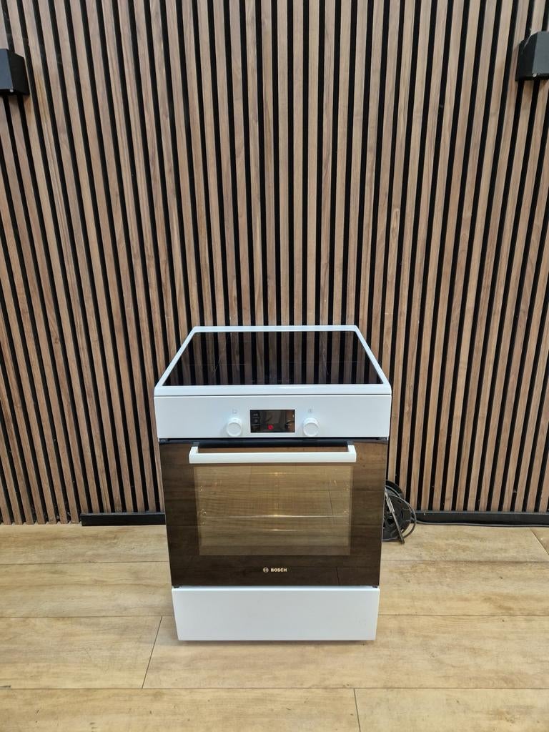 Zeer Luxe Bosch Inductie Fornuis wit 60 cm (Gratis bezorgen), Zo goed als nieuw, Energieklasse A of zuiniger, Inductie, Vrijstaand