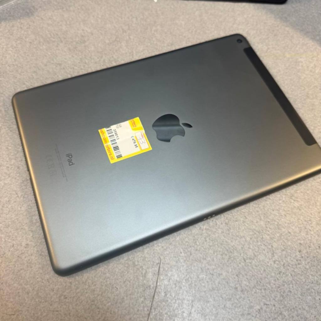 Apple Ipad A2604 9th Gen 256GB| Wifi+Sim |hoes+lader| 359013, Computers en Software, Android Tablets, 10 inch, Gebruikt, Ophalen of Verzenden