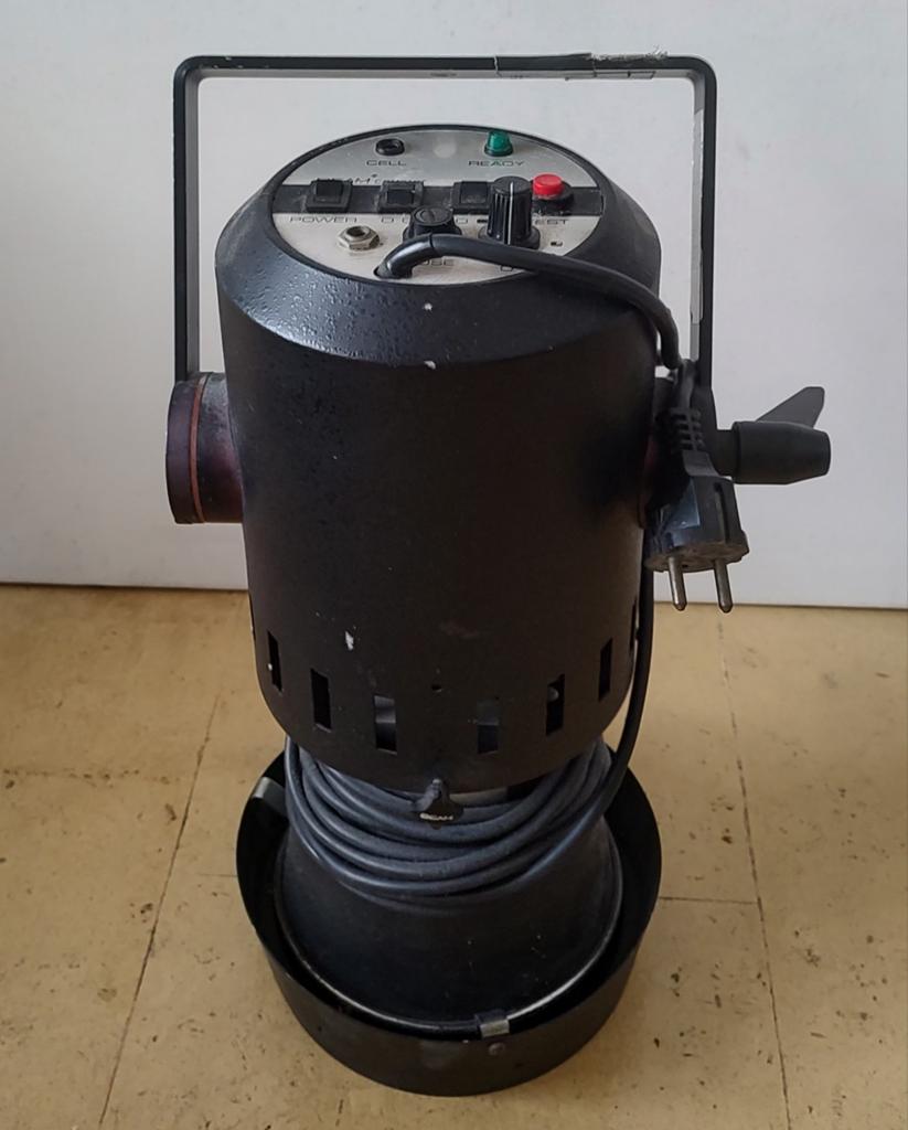 Beam Compact Studio Flitser Leerdam Holland, Ophalen, Gebruikt, Lamp of Flitsset