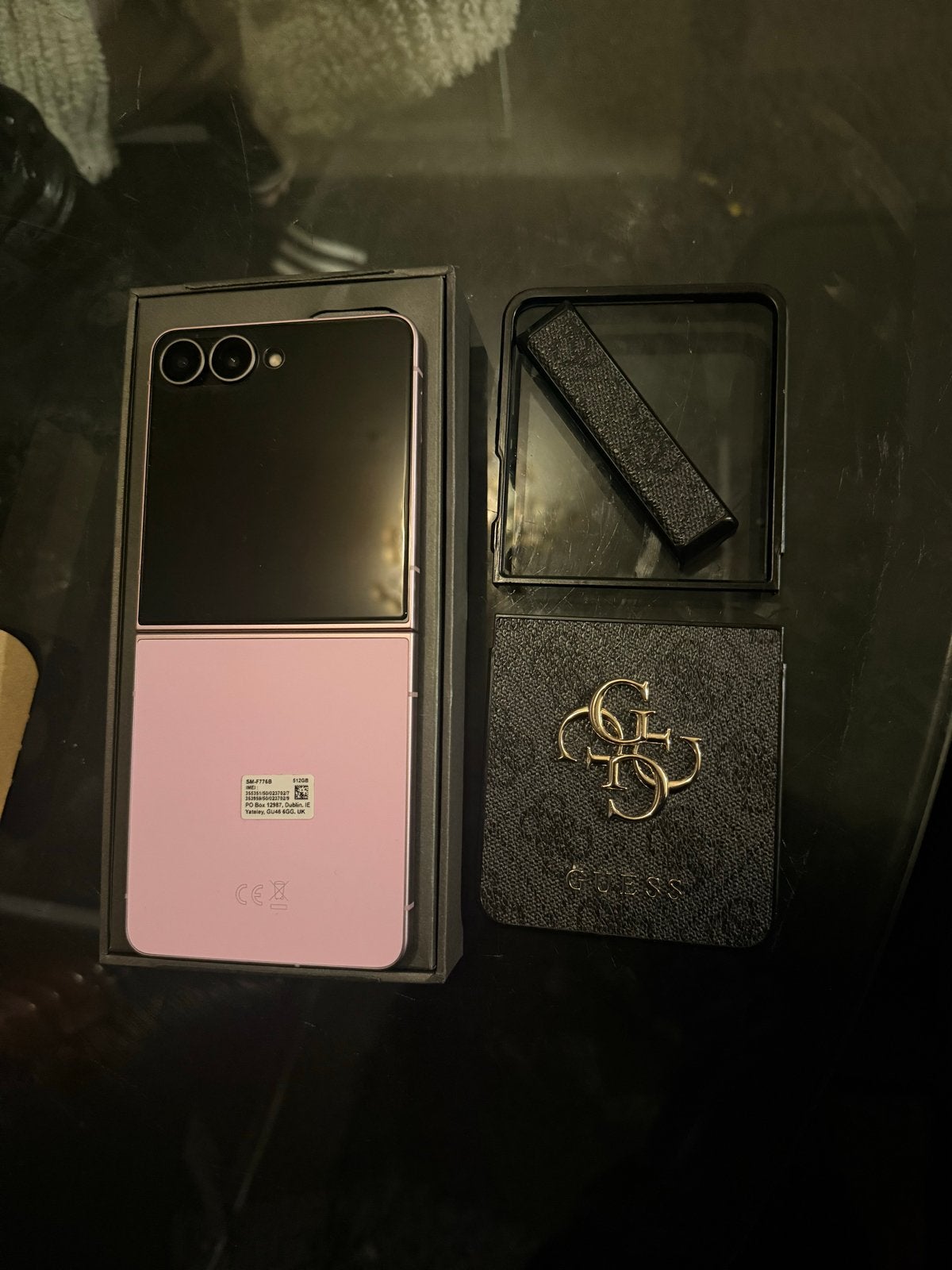 Samsung Galaxy Z Flip 8 Roze 512GB - Zo goed als nieuw, Zo goed als nieuw, Roze, Galaxy Z Flip, 512 GB