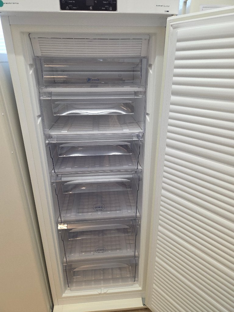vrieskast - Whirlpool - NoFrost - 6lades, Witgoed en Apparatuur, Vriezers en Diepvrieskisten, Gebruikt, USA, Consumercare_benelux@europeanappliances.com