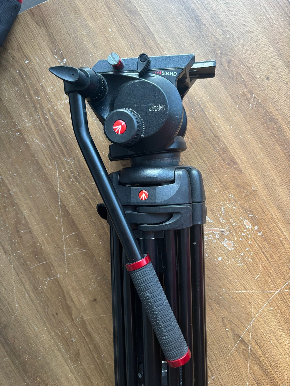 Manfrotto 504HD Statief met 546GB Driepoot en Tas, Manfrotto, Statief, Ophalen of Verzenden, Gebruikt