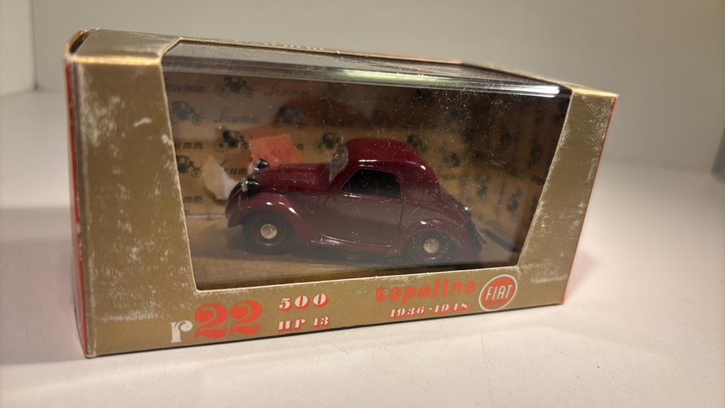 Fiat 500 red 1948 brumm 1.43, Overige merken, Auto, Ophalen of Verzenden, A