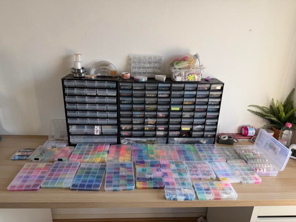 3 sieraden ladekasten met veel sieradenbenodigdheden, Ophalen, Gebruikt, Bedel