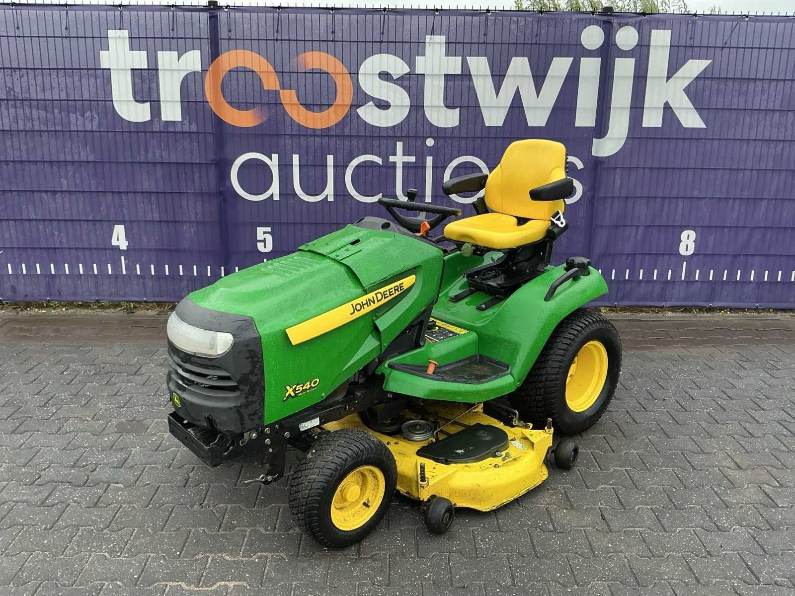 2011 John Deere X540 Zitmaaier, Maaier