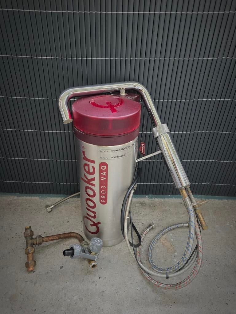 Quooker Pro3-VAQ, Aardgas, Zo goed als nieuw, Minder dan 20 liter, Boiler