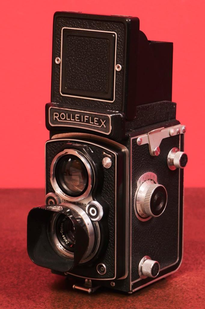Rolleiflex DRP-DRGM Zeiss Tessar 75mm F3.5 &metalen zonnekap, Ophalen of Verzenden, Zo goed als nieuw, Spiegelreflex, Overige Merken
