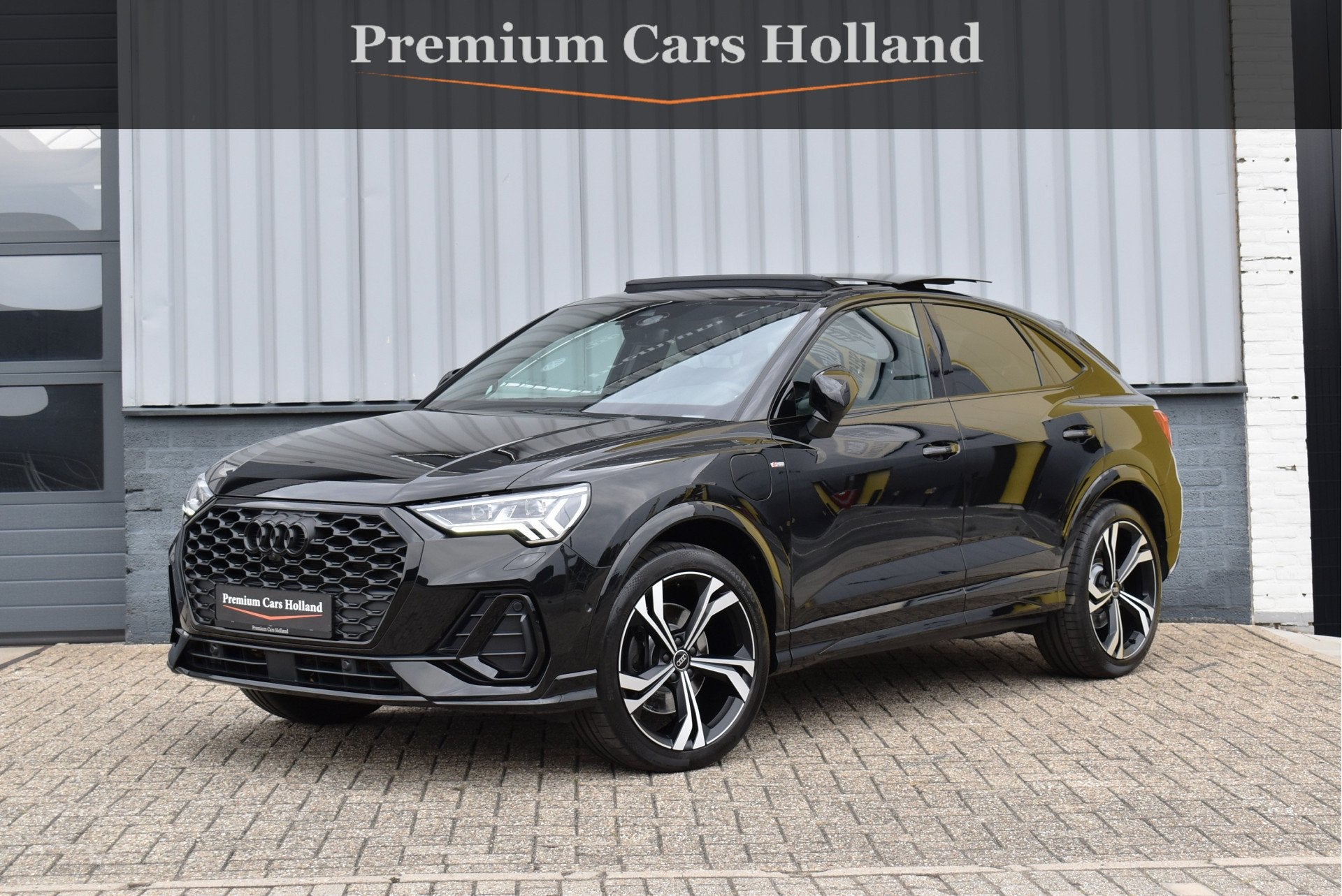 Audi Q3 Sportback 45 TFSI e S-Line 245 Pk Pano Vol Leder Mat, Gebruikt, Euro 6, Zwart, Automatische klimaatregeling