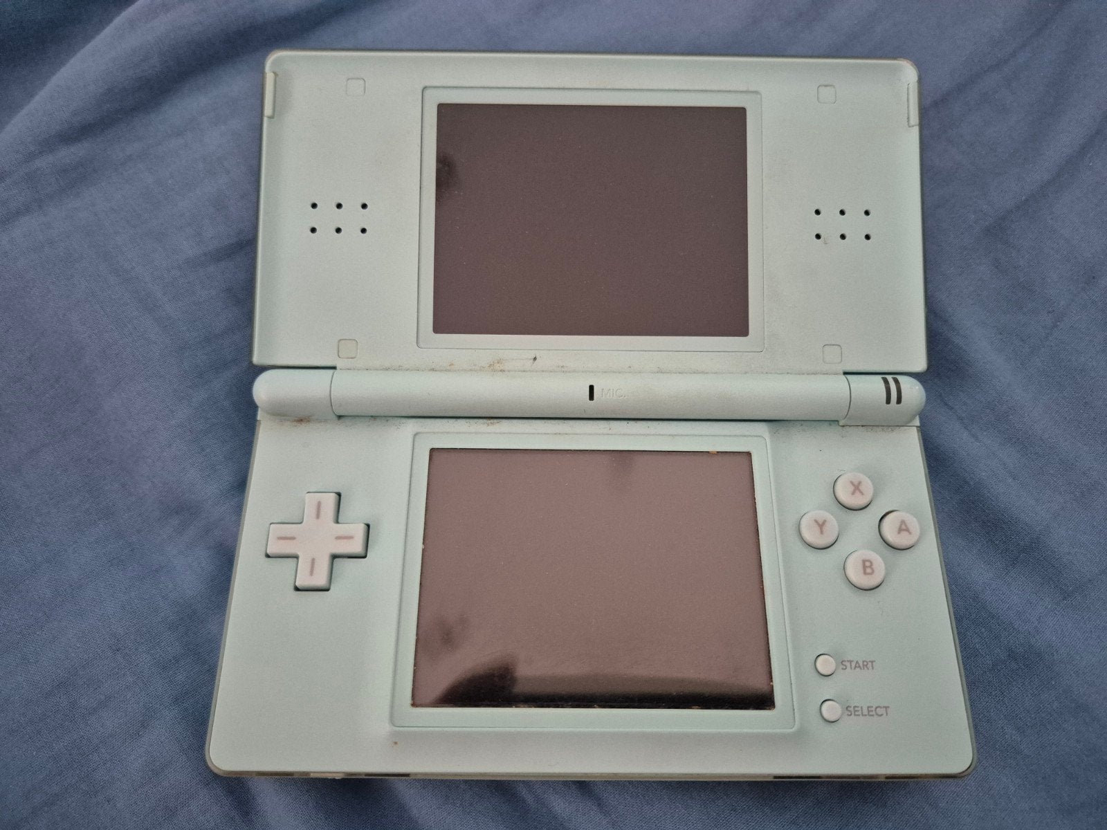 Lichtblauwe Nintendo DS Lite met toebehoren, Spelcomputers en Games, Spelcomputers | Nintendo DS, Gebruikt, Blauw, Ophalen of Verzenden