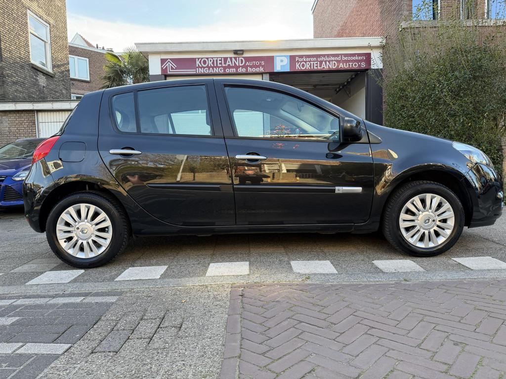 Renault Clio 1.2 TCe Collection Distributieriem vv Trekhaak, Voorwielaandrijving, Euro 5, Gebruikt, Huisgarantie