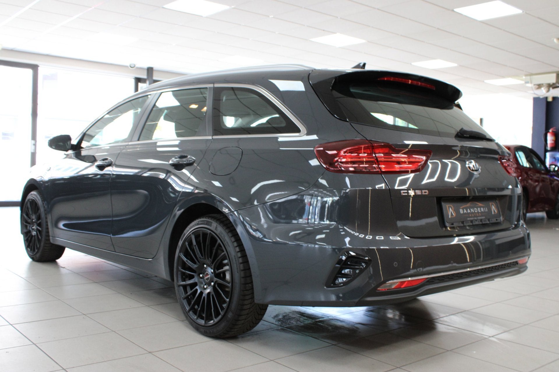 Kia Ceed Sportswagon 1.5 T-GDi DynamicLine Automaat | Airco|, Auto's, Dealer onderhouden, Stof, Gebruikt, 4 cilinders