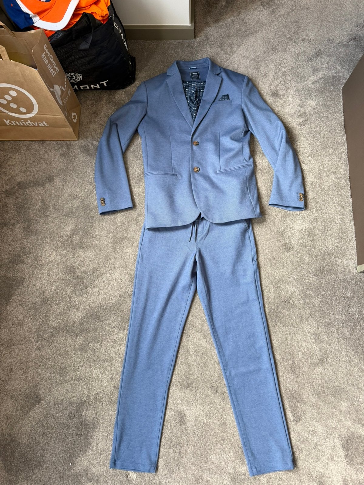 Kostuum jongen broek (mt 164) en jasje (mt 170/176) blauw, Ophalen of Verzenden, Zo goed als nieuw, Jongen, Setje