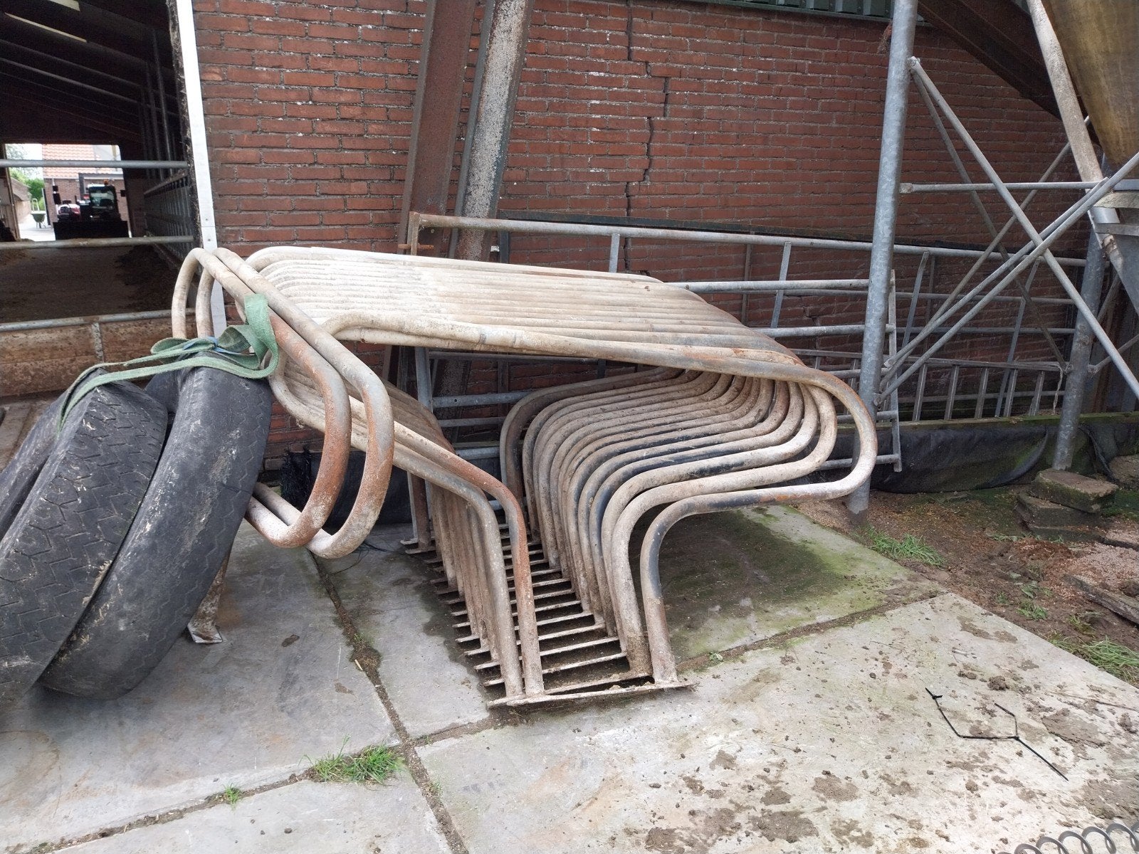 Partij zwevende boxen, Ophalen, Overige typen, Minder dan 2 meter