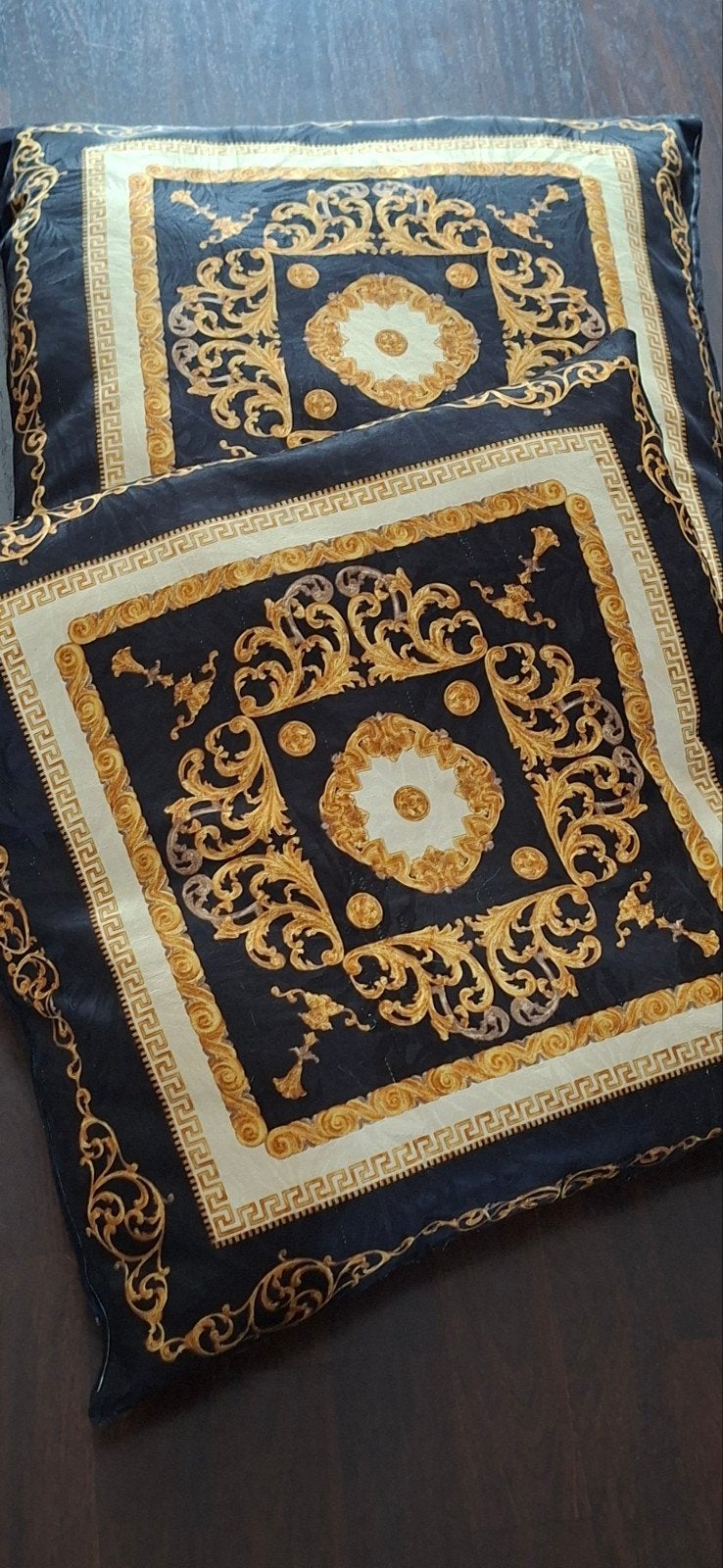 Versace Kussens, Gebruikt, Inclusief binnenkussen, Zwart, Vierkant