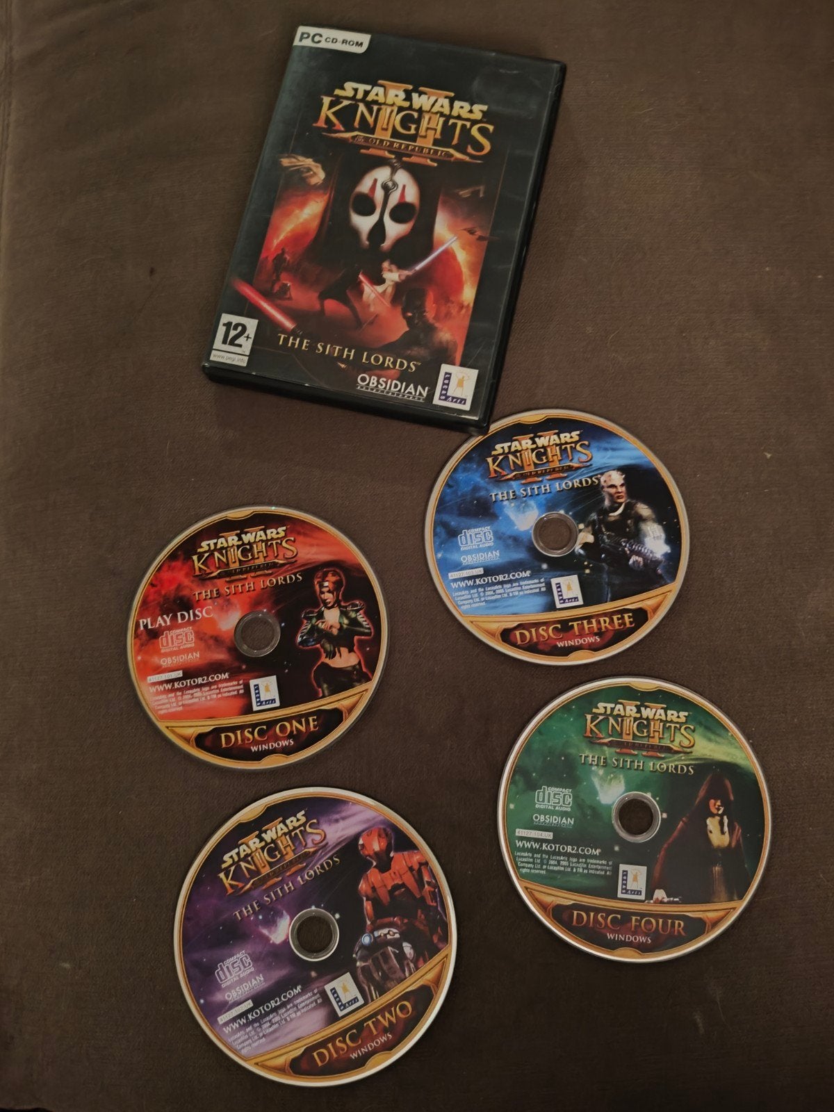 Star Wars Knights II The Sith Lords PC CD-ROM, Ophalen, Gebruikt, 1 speler, Role Playing Game (Rpg)