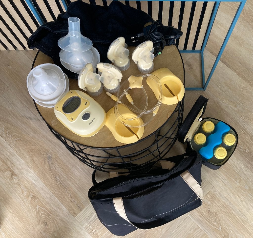 Medela freestyle kolf, Gebruikt, Medela, Borstkolf, Ophalen of Verzenden